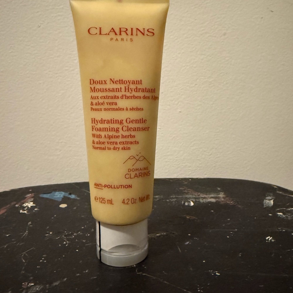 Clarins Hydrating Gentle Foaming Cleanser